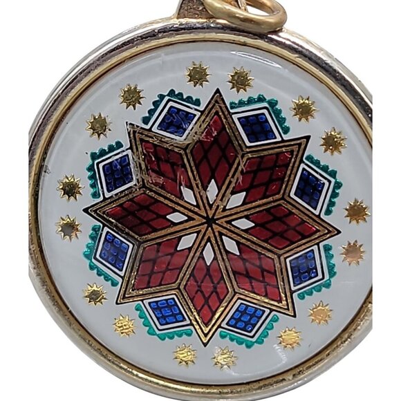 Snowflake Design Pendant Double Sided Multicolor Round Silver-tone Setting - Picture 3 of 9